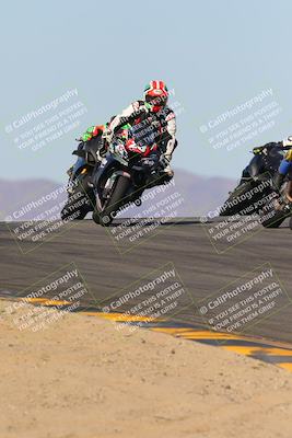 media/Dec-18-2022-SoCal Trackdays (Sun) [[8099a50955]]/Turns 9 and 10 Set 1 (1045am)/